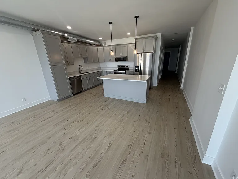 317 N 2nd St #1 — Photo 2