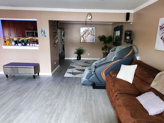 4th image of 7915 151st Ave #1