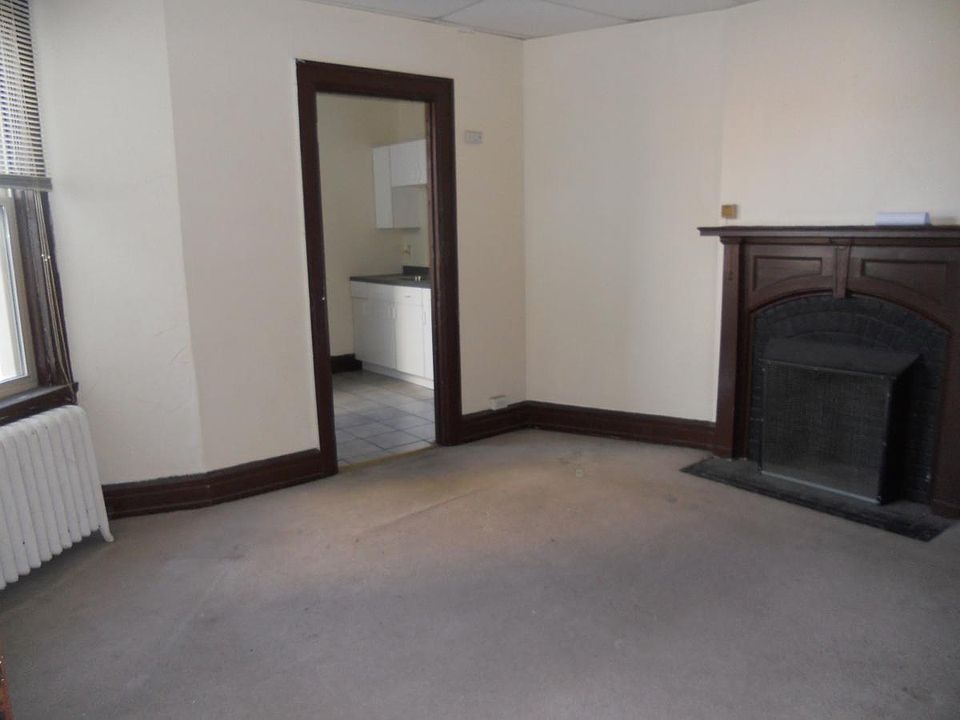 1st image of 49 Johnson Park APT 28