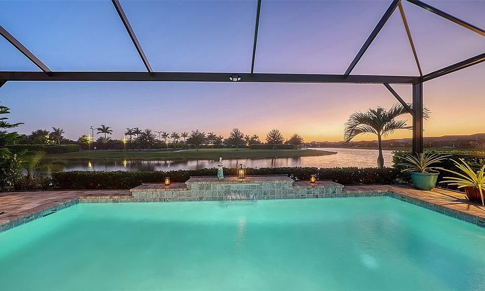 1st image of 4921 Surfside Cir
