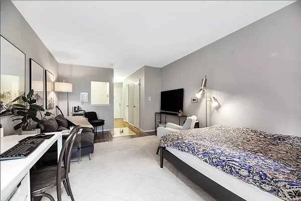 Rented by Compass | media 15