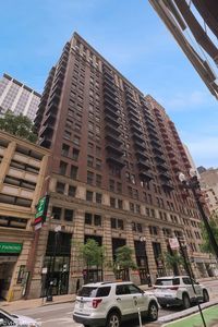 212 W Washington St APT 1708, Chicago, IL, 60606