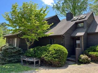 105 Tintern Ct, Charlottesville, VA 22901