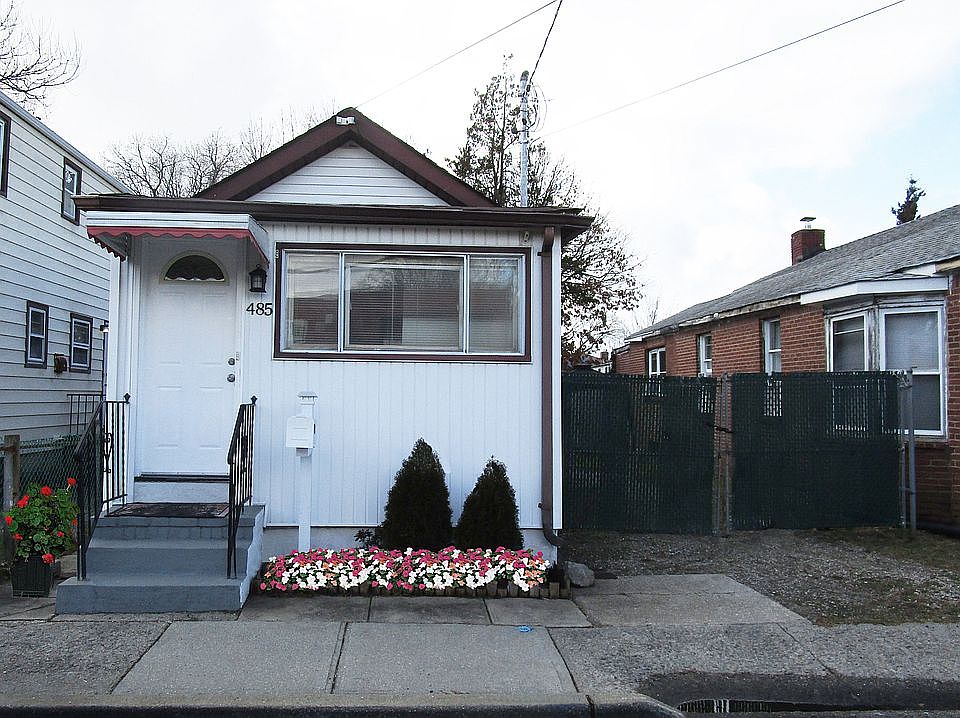 1st image of 485 Meacham Ave