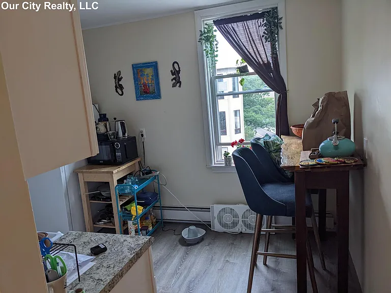 288 Prospect St #8 — Photo 2