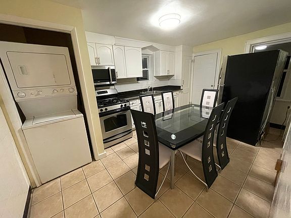 4th image of 457 River Dr Floor 2