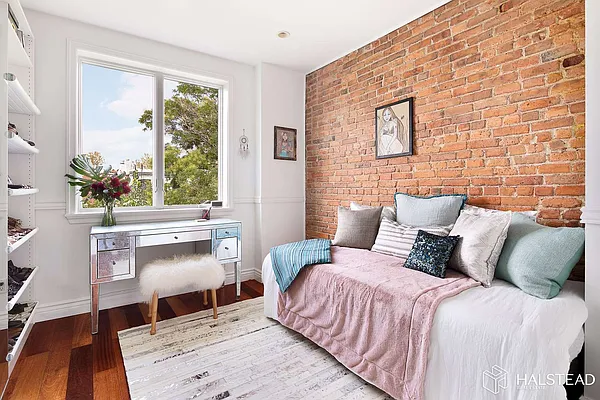 Sold by Halstead Real Estate | media 15