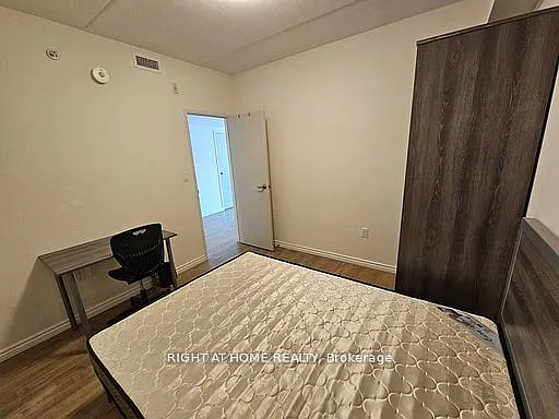 275B Larch St #107 — Photo 18
