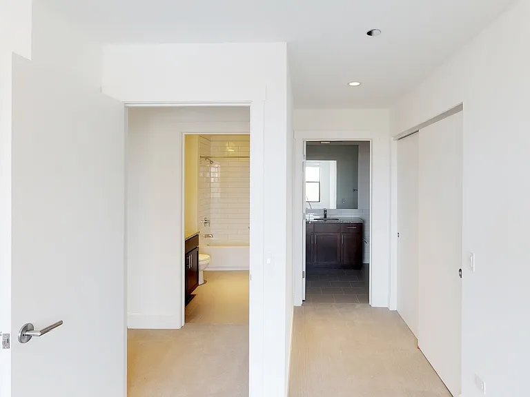 Shoreland — Photo 255