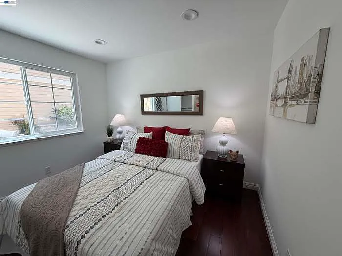 34561 Winslow Ter — Photo 9