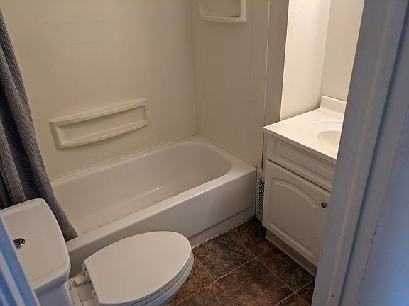 4th image of 1823 16th St S #1823