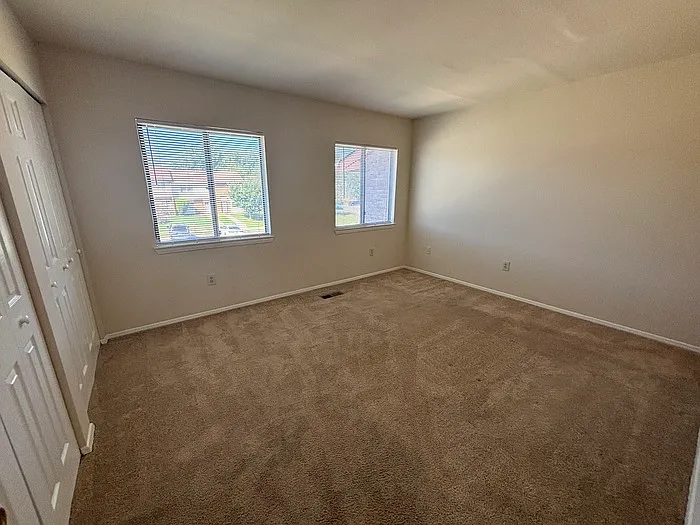 6499 Woodgreen Cir — Photo 14