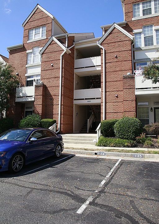 1st image of 6924 Ellingham Cir #126