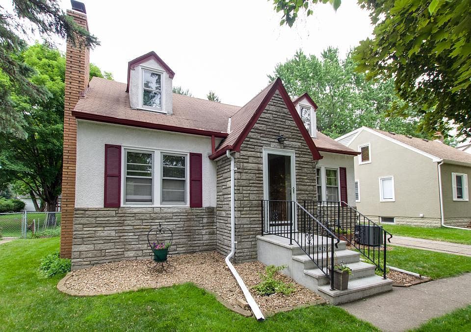 1st image of 1922 Flandrau St