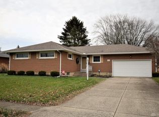 4342 Phoenix Dr, Springfield, OH 45503