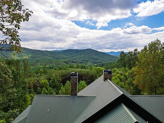 4th image of 239 Ridge Top Dr