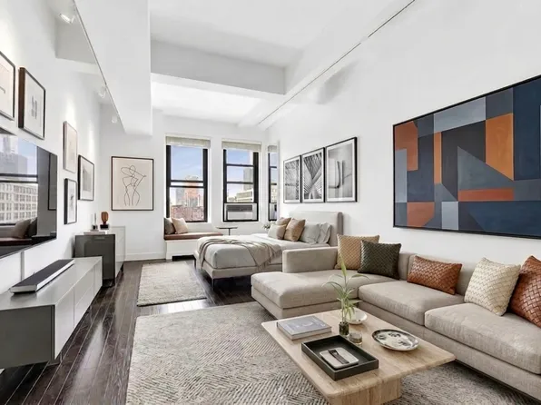 315 Seventh Avenue image 1 of 7