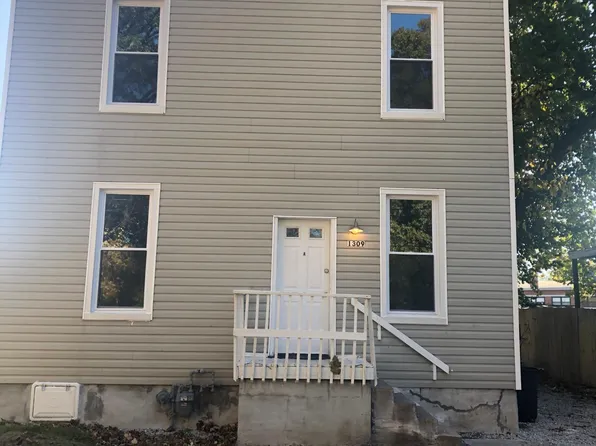 1309 W D St #A, Belleville, IL 62220