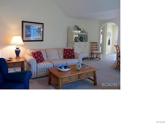 3rd image of 33826 Waterside Dr