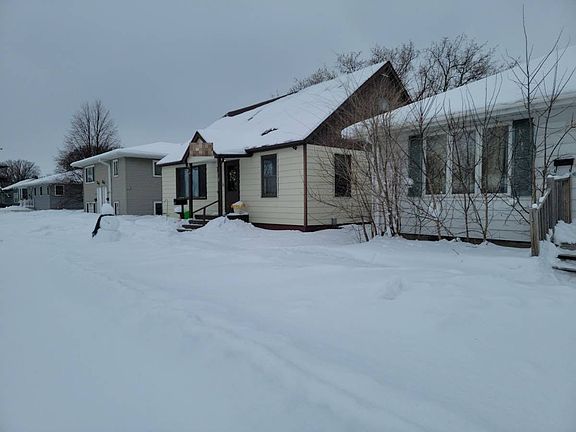 5th image of 821 17th St N