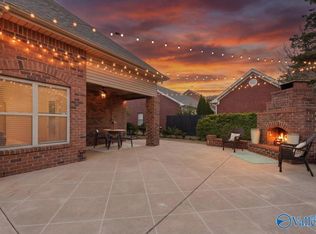 4814 Cove Valley Dr SE, Owens Cross Roads, AL 35763