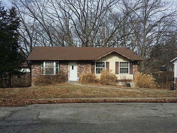 2nd image of 1610 Shady Ct