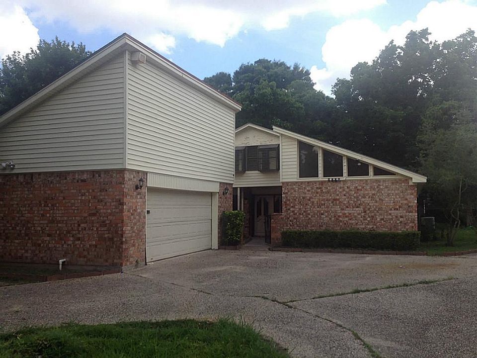 1st image of 2775 N 11th St