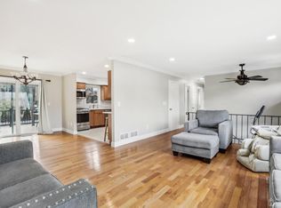 304 Oak Pl, Piscataway, NJ 08854
