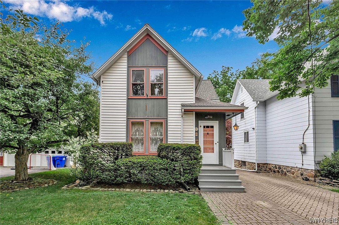 127 King St, East Aurora, NY 14052 Zillow