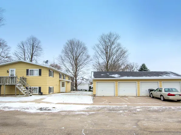 201 9th St NW, Waukon, IA 52172