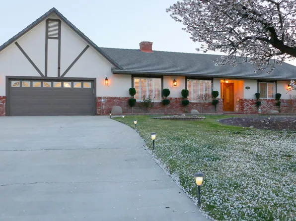 4568 W Avenue M14, Quartz Hill, CA 93536