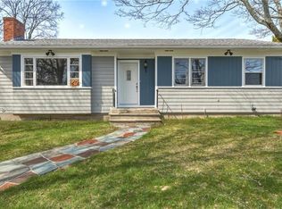 11 Mulberry Cir, Johnston, RI 02919