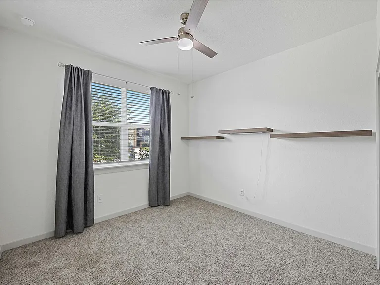 141 Parryi Cv — Photo 27