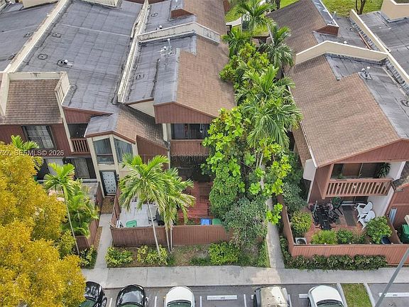 2nd image of 7064 SW 114th Pl APT G