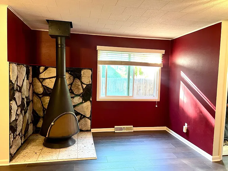 2449 Otis St — Photo 38
