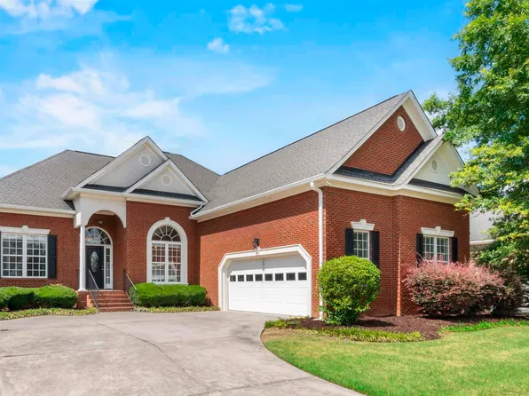 137 Royal Lythan Dr, Lexington, SC 29072