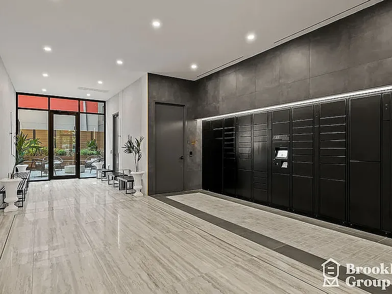 557 Baltic St #507 — Photo 12