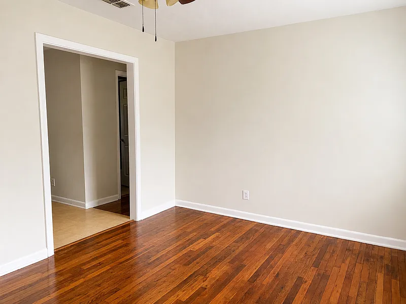 2 bed, 1.0 bath, 764 sqft, $1,400 — Photo 4