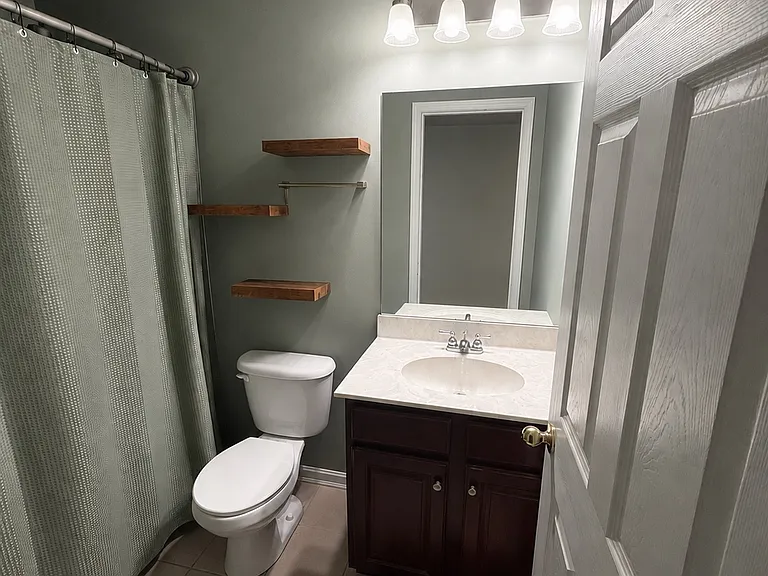 761 N Hite Ave #2 — Photo 6