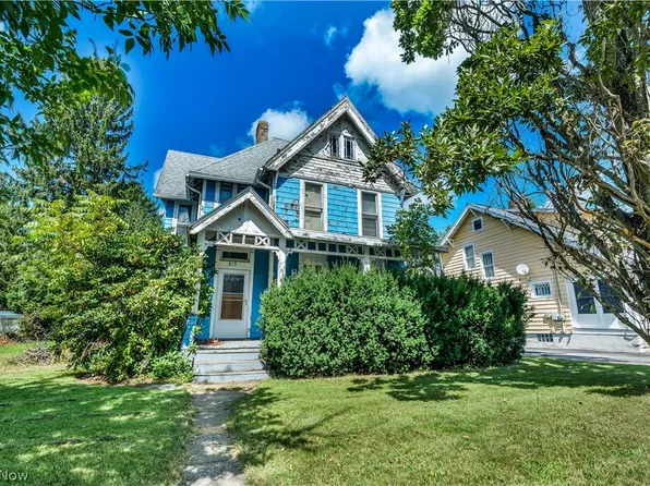 619 W Main St, Geneva, OH 44041