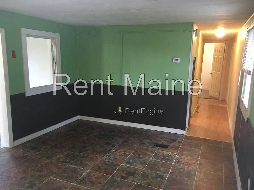 2 bed, 1.0 bath, $1,200 — Photo 3