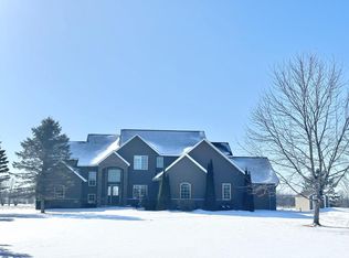 112019 Winterberry Cir, Marshfield, WI 54449