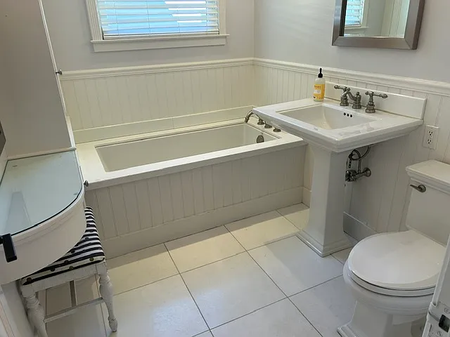 96 Mission Dr — Photo 5