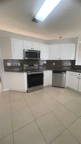 21331 SW 87th Ct Photo 1