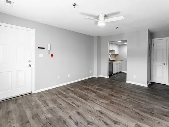 301 1st Street - B, 303 1st St, Morgantown, WV 26505