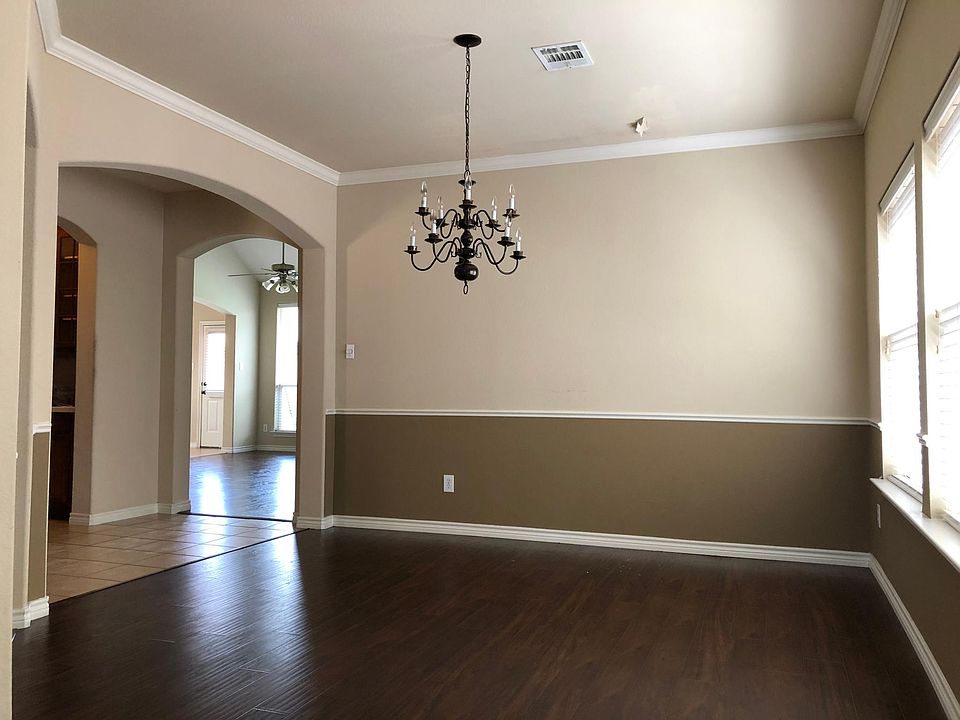 1st image of 9408 Fenway Dr
