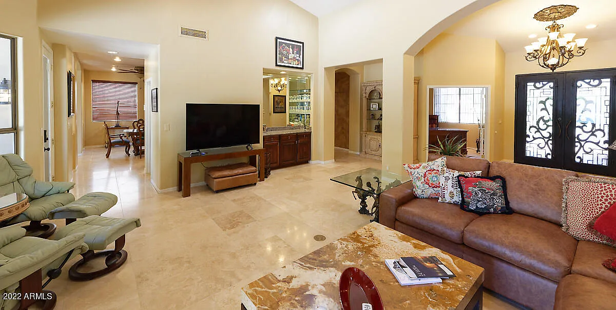 3 bed, 2.5 bath, 3133 sqft, $7,000 — Photo 4