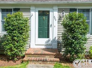 883 Bumps River Rd, Centerville, MA 02632