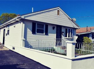 30 Dale St, Pawtucket, RI 02860