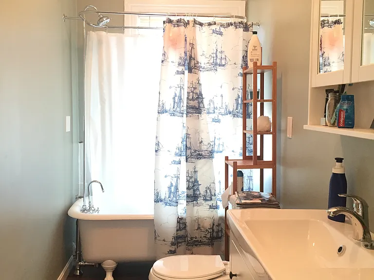 18 Andrews St #2 — Photo 14